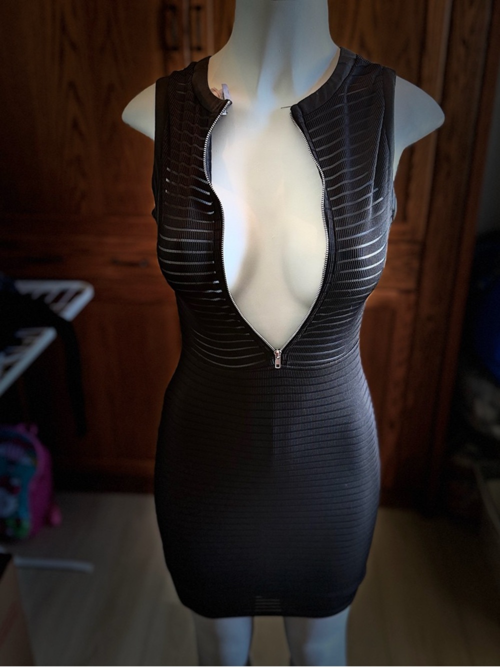 Sleeveless Black Zip-Front Bodycon Dress
